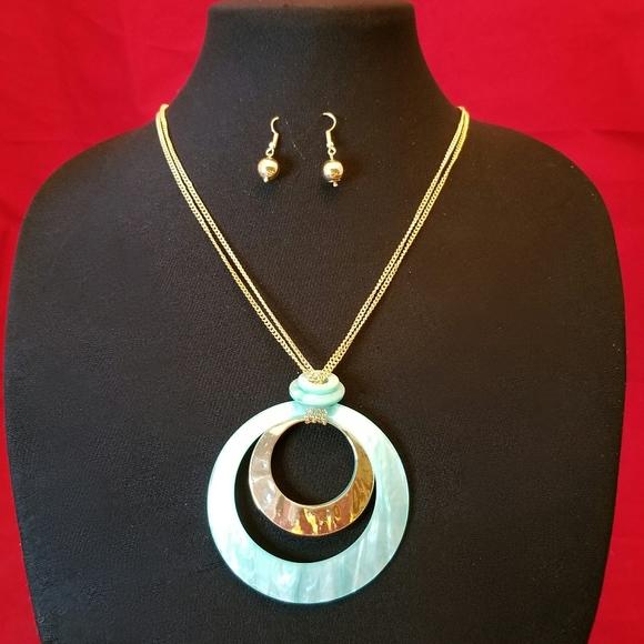 Cloie Acetate & Metal Hoop Double-Layered Chic Pendant Necklace Lightweight - Picture 1 of 8